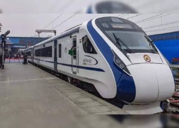 जल्दी ही 9 वंदे भारत को दिखाई जाएगी हरी झंड़ी