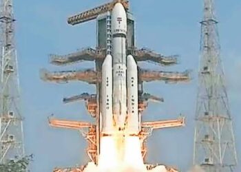 अंतरिक्ष को चूम धरती पर लौट आएगा गगनयान, 21 अक्‍टूबर को पहला टेस्ट