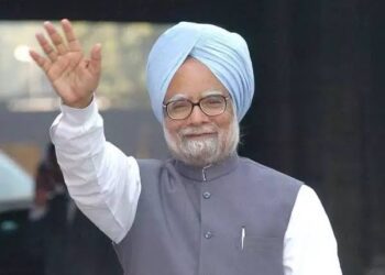 पंचतत्व में विलीन हुए पूर्व पीएम मनमोहन सिंह, राजकीय सम्मान के साथ हुई अंत्येष्टि